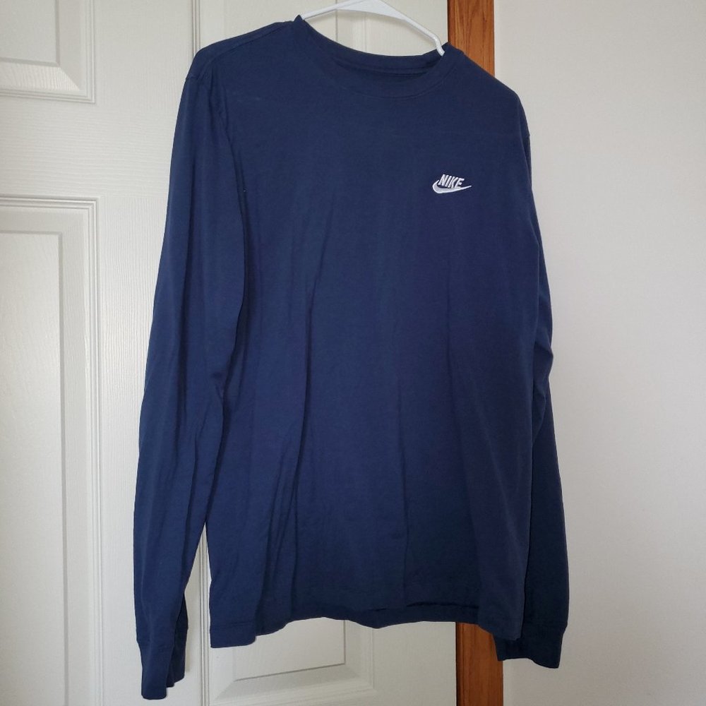NIKE SPORTSWEAR MEN'S LONG-SLEEVE T-SHIRT NAVY BLUE